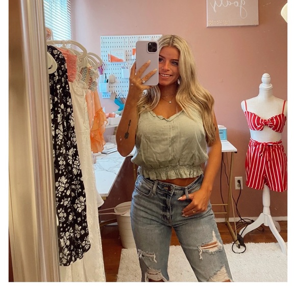 Reagan Top - Picture 1 of 3